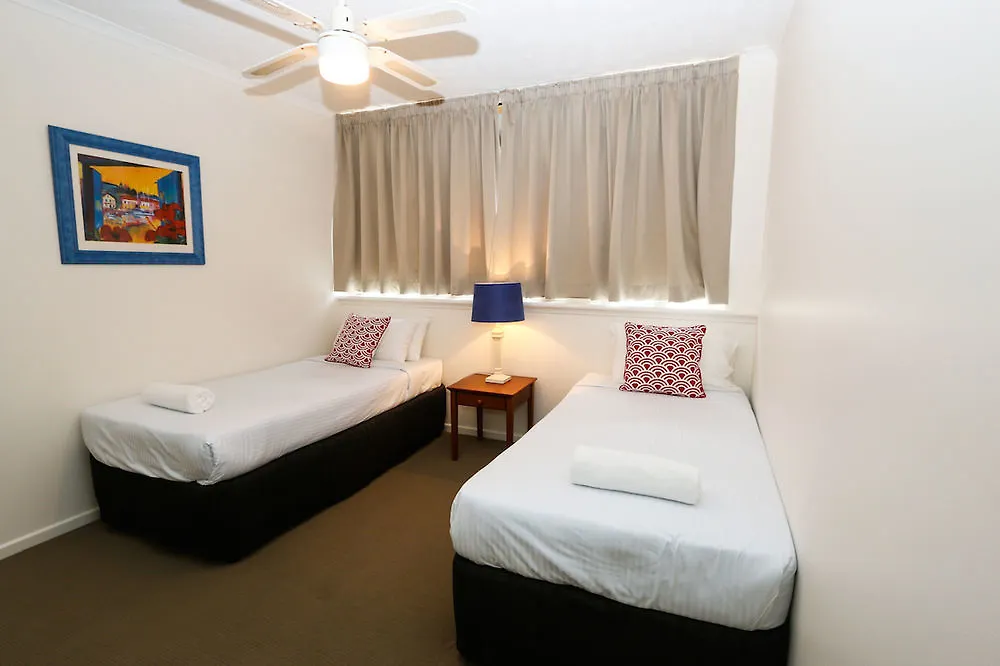 Whalewatch Ocean Beach Resort Пойнт-Лукаут Апарт-отель