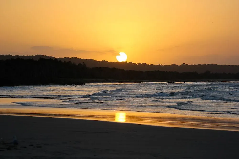 **** Aparthotel Whalewatch Ocean Beach Resort Point Lookout Australia